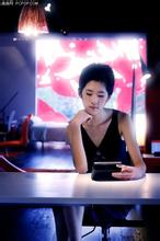  link m88 terbaru Lily bangkit dengan malu-malu dan menyeringai pada Hao Ren dan Vivian: Apakah barusan gempa?